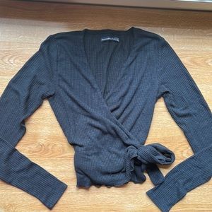 Abercrombie Soft and Cozy Wrap top